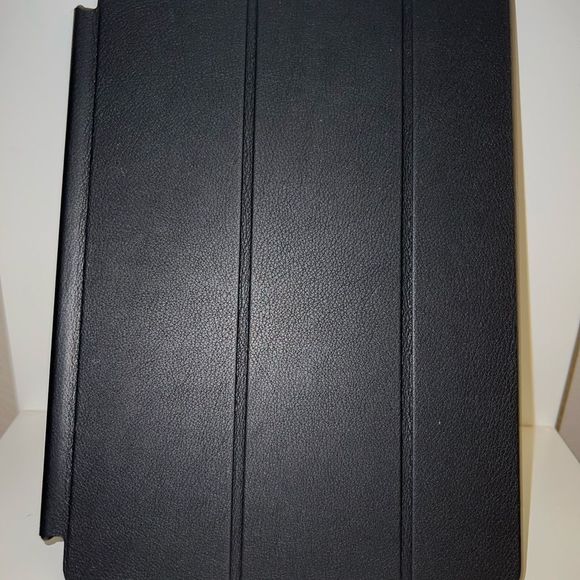Apple Leather Smart Cover Black for 10.5-inch iPad Pro